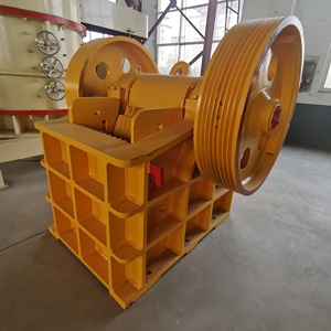 Concasseur à mâchoires mobile à moteur AC <span class=keywords><strong>de</strong></span> 20 <span class=keywords><strong>tonnes</strong></span> par heure avec roulement, petit concasseur <span class=keywords><strong>de</strong></span> pierre pour fabriquer du <span class=keywords><strong>gravier</strong></span> - Product Image 3