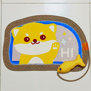 แผ่นรองข่วนแมวน่ารักแบบอินเทอร์แอคทีฟ ขนาด 40x60 ซม. ของเล่นเชือกฝ้ายรูปปลา อุปกรณ์สำหรับสัตว์เลี้ยง แผ่นข่วนแมว - Product Image 3