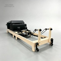 Reformer Pilates pliable OEM ODM, couleur personnalisée, lit de Pilates pliable portable pour salle de sport commerciale et club