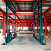 Plateforme élévatrice verticale hydraulique multifonctionnelle pour rails de guidage, élévateur de marchandises stationnaire pour l'exploitation des usines logistiques