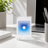 Porte-clés en acrylique transparent personnalisé à illusion d'optique géométrique carrée, breloque 3D à effet de profondeur visuelle, moderne et créatif