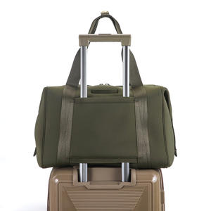 <b>Green</b>, large-capacity travel <b>bag</b>, minimalist style, multi-functional men's tote <b>bag</b> - Product Image 4