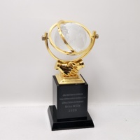 Phoera — globe de terre en verre de cristal personnalisé, base noire, lettre de médaille, prix utilisé comme cadeau d'affaires
