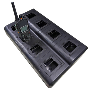 Station de charge multiple ETMY pour radio bidirectionnelle MTP850, charge simultanée de 8 appareils, protection contre la surcharge 14V, noir - Product Image 5