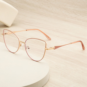 <span class=keywords><strong>Lunettes</strong></span> optiques œil-<span class=keywords><strong>de</strong></span>-chat pour femmes, monture tendance, anti-lumière bleue, verres unis, surdimensionnées, pour ordinateur, avec prescription - Product Image 1