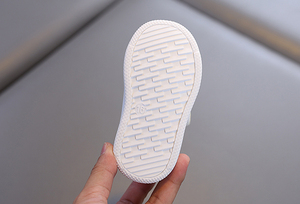 Zapatillas informales con estampado de dinosaurios para niños pequeños, zapatos para caminar antideslizantes con suela suave, adecuados para el uso diario - Product Image 4