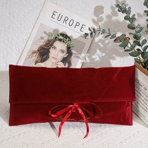 Pochette de luxe en velours rouge avec logo personnalisé, pour bijoux, cosmétiques, pinceaux, emballage, portefeuille cadeau, rangement de parfum, sac anti-poussière en velours - Product Image 1