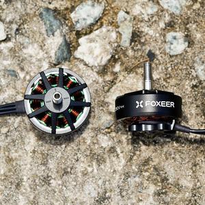 Motor sin Escobillas FOXEER <span class=keywords><strong>Black</strong></span> <span class=keywords><strong>Hornet</strong></span> 2809 1300KV, Imán N52H de Alta Calidad, Disfruta de una Potencia Impresionante, Drones de Carreras FPV de Largo Alcance de 9 Pulgadas - Product Image 4