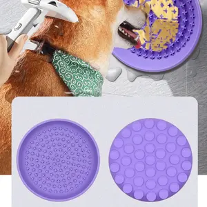 Hot Sale New Style Multi color Hundefutter automat Langsam essen Langsam Pet Bowl Haustier produkte Silikon Dog Bowl Pet Licking Mat