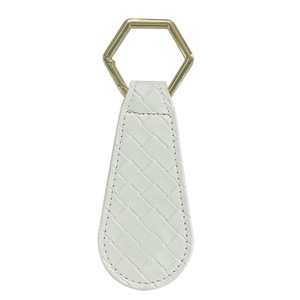 In stock leather hat <b>clip</b>, creative portable hat strap <b>clip</b>, fixing <b>clip</b> for children and adults, outdoor travel accessory - Product Image 4