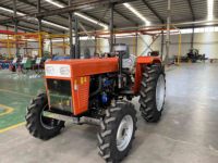 Traktor Mini Pertanian Retro Model LT254-604 Dashan 4WD 40HP Mesin Weichai Gearbox Garansi 1 Tahun Bersertifikat CE ISO Original