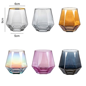 Verres à shot hexagonaux colorés, mini-gobelets en <span class=keywords><strong>verre</strong></span> pour whisky, vin, bière, tequila, vodka, pour la maison, les fêtes, les hôtels, les bars, les boissons - Product Image 1