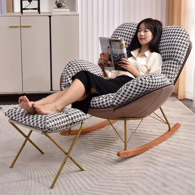 6_ Chaise simple en treillis mille oiseaux couleur café + pied
