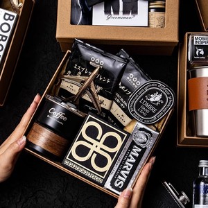 Premium Wood <strong>Wedding</strong> <strong>Gift</strong> <strong>for</strong> Grooms Best <strong>Man</strong> &amp; Groomsmen Practical Return <strong>Gifts</strong> Business-Style <strong>Gift</strong> Box Set From China - Product Image 1