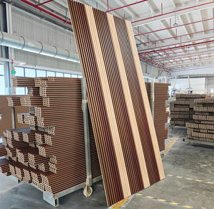 Panneau Mural Composite Bois PVC WPC pour Décoration de Murs Intérieurs d'Hôtels, Appartements et Bureaux - Product Image 3