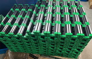 Guide de rail de support en aluminium série SBR Rail de guidage d'arbre linéaire SBR25 100-6000mm utilisé pour les machines-outils et l'impression CNC - Product Image 4