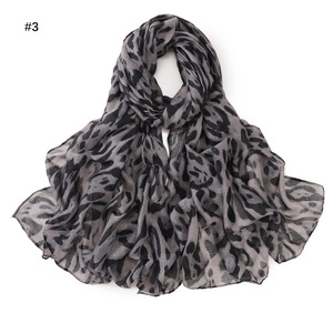 Écharpe longue classique en mousseline à imprimé léopard pour <span class=keywords><strong>homme</strong></span> - 180 cm, douce, respirante, protection solaire toutes saisons, châle et paréo de plage - Product Image 6