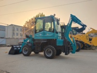 WZ08 12 Mini Backhoe Loader Listrik 4WD Bertenaga Baterai Lithium, Compact Two End Loader untuk Pekerjaan Penggalian Parit Perkotaan