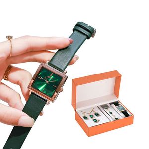 Conjunto de Reloj de Cuarzo para Mujer 2026, Aretes, Collar, Anillo y Pulsera, Regalo con Caja - Product Image 1