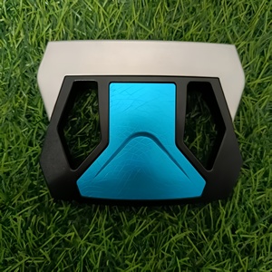 Piquets en acier galvanisé en forme de U de 6 pouces pour <span class=keywords><strong>gazon</strong></span> <span class=keywords><strong>artificiel</strong></span> terrain de football - Product Image 3