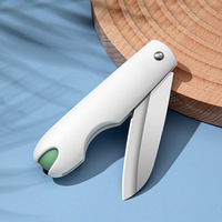 Éplucheur de cuisine multifonctionnel de haute qualité, très vendu, polyvalent, pliable et parfait pour éplucher les fruits et légumes.