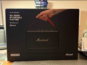 ลำโพงพกพา Marshall <span class=keywords><strong>Kilburn</strong></span> III กำลังขับ 36 วัตต์ พร้อมช่องต่อ AUX สีดำและทองเหลือง - Product Image 3