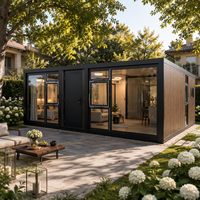 Maison conteneur de luxe à double aile avec mur-rideau en verre extensible, salon, cuisine, salle de bain