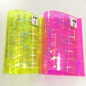 Vente directe d'usine Film PVC à pois fins Sacs à main et sac colorés de qualité alimentaire Matériaux pour chaussures de camouflage laser - Product Image 1