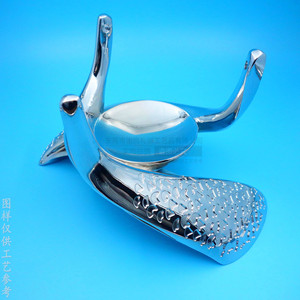 Support d'affichage en alliage électroplaqué pour bouteilles d'alcool, forme géométrique, antirouille, base décorative pour la maison, couleur personnalisable - Product Image 2