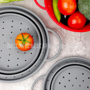 Passoire pliante en silicone Yangjiang 33,5x10 cm, pliable pour légumes, fruits, panier d'égouttage de cuisine, rouge - Product Image 5