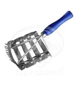 Mane Curry Comb Steel Chrome Plated Plastic Handle