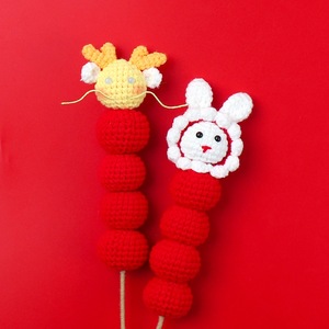 Ramo de Girasoles y Conejos Hecho a Mano para Año Nuevo, Regalo Creativo de Ganchillo con Hilo para Cumpleaños de Niñas - Product Image 1