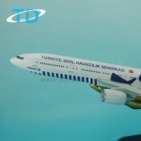 Modèle d'avion à réaction turc B777-300 à l'échelle 1/160, 47 cm, avec socle