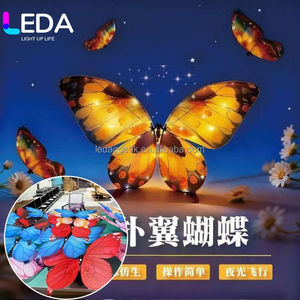 LEDA Papillon Bionique Volant Télécommandé Fait Main pour Intérieur, Idéal pour Décorations de Mariage et Banquets - Product Image 2