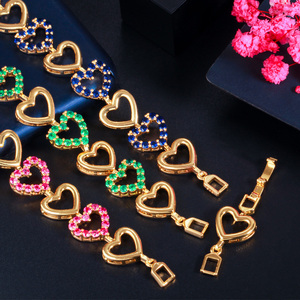 Pulsera de tenis con circonita cúbica en forma de corazón para mujer, brazalete de tenis chapado en oro africano, joyería <span class=keywords><strong>Miss</strong></span> para mujer, regalo de cumpleaños para fiesta de amistad, color rojo de la suerte - Product Image 4