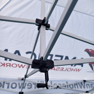 خيمة إعلانية خارجية مخصصة مقاومة للماء بإطار فولاذي قوي 40 مم مع طباعة حرارية - Product Image 5