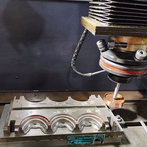 Tùy Chỉnh Chính Xác Kim Loại Nhà Sản Xuất Y Học 1 Lít 2.2 L Chất Tẩy Rửa Chai Nhà Sản Xuất Thổi Đúc Máy Chai Nhựa Khuôn - Product Image 6