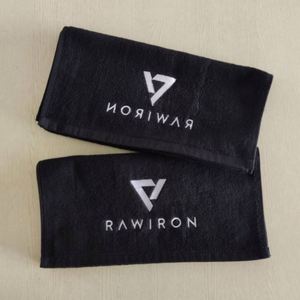 Serviette de sport et de fitness en coton épais 100% avec logo brodé personnalisé, couleur personnalisée noir et blanc - Product Image 4