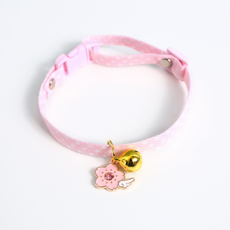Petites fleurs roses