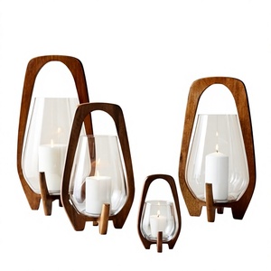 Portavelas Nórdico de Madera Maciza con Campana de Cristal Transparente, Linterna Rústica para Decoración de Mesa o Suelo - Product Image 1