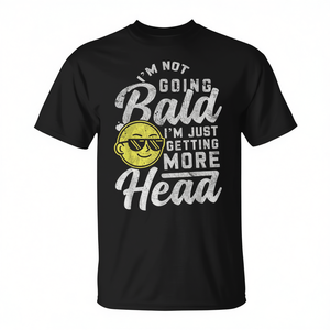 Je ne vais pas devenir chauve, je vais juste avoir plus de tête - T-shirt drôle pour hommes - Product Image 2