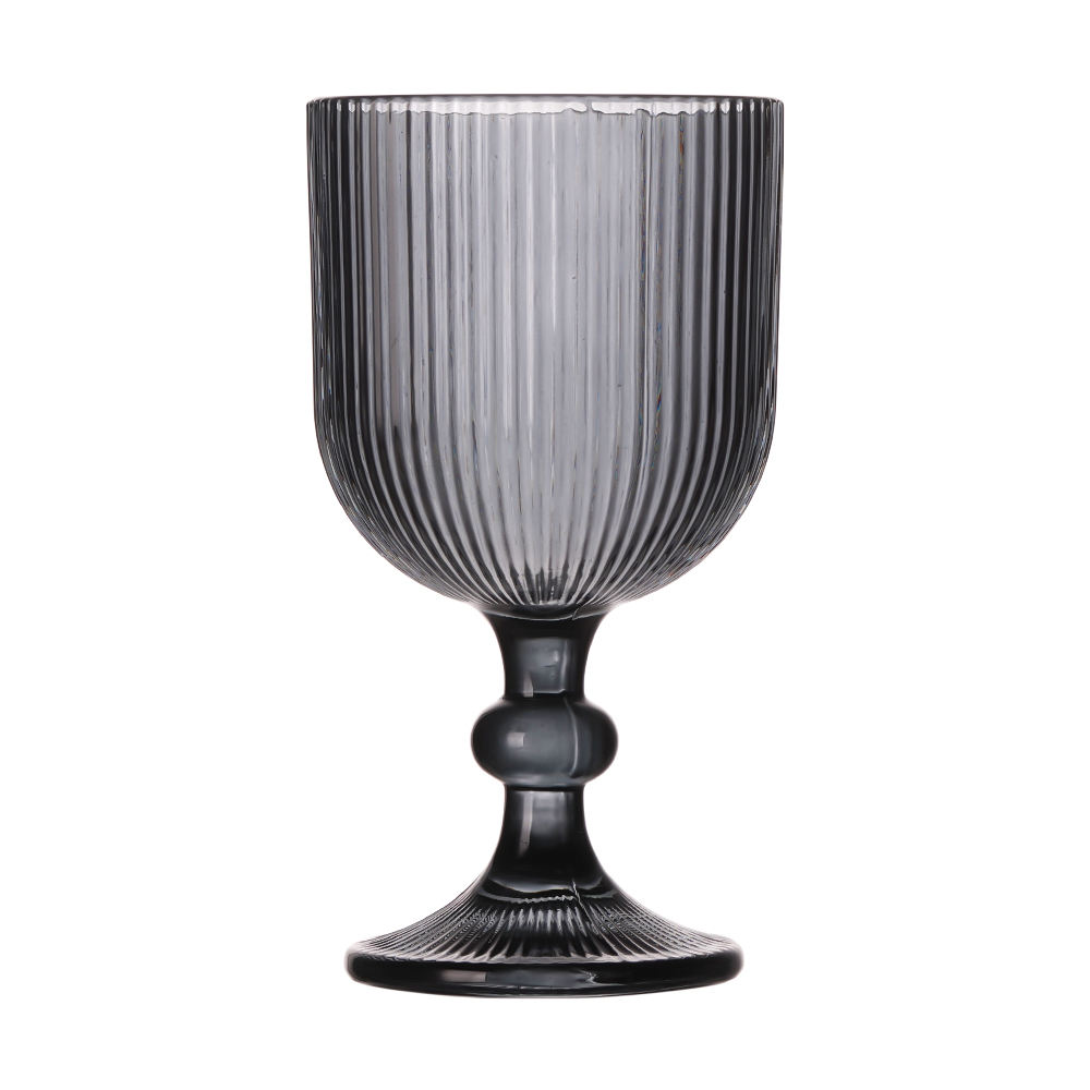 สีเทาเข้ม