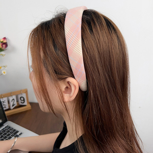 Summer Solid Color Fresh Checked Fabric <strong>Headband</strong> Wide Edge Simple Sweet Hair Accessories Face Pressure Hair Temperament <strong>Headband</strong> - Product Image 3