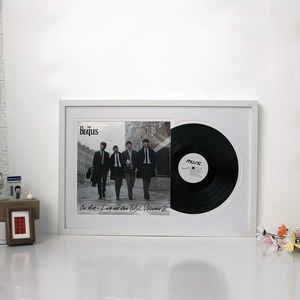 Cornice Espositiva per Dischi in Vinile in Legno Massello Fatta a Mano, Cornice per CD da 12 Pollici, Cornice Fotografica Geometrica Quadrata, Personalizzazione all'Ingrosso - Product Image 4
