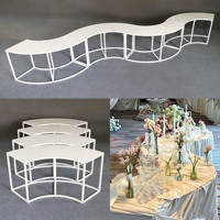 Nouvelles décorations de mariage, accessoires en fer rond en forme de S pour la table à gâteau, décoration de table ronde pour l'aménagement de mariage en plein air, support pour vase à fleurs