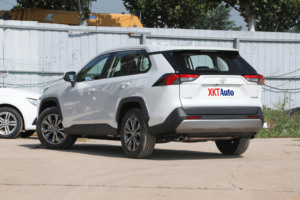 Nuova Toyota RAV4 2025 2.0L CVT 2WD SUV 5 Posti L2 ADAS Fari LED Qualità Affidabile Disponibile con Tetto Apribile - Product Image 4