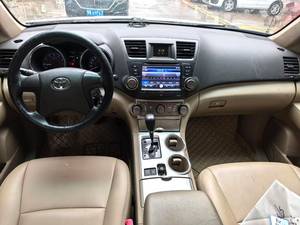 Toyota Highlander SUV, faible consommation de carburant, <span class=keywords><strong>grand</strong></span> <span class=keywords><strong>espace</strong></span>, véhicule tout-terrain - Product Image 3