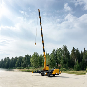 Grue télescopique tout-terrain 4x4 de 8 tonnes, fabriquée en usine, avec moteur, hauteur de levage de 22 m, à vendre - Product Image 2