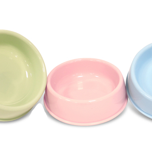 Mini Tazón Portátil de Plástico con Diseño Redondeado y Sólido, Ecológico, para Uso en Interiores/Exteriores para Perros, Medidas: 13.5cm de Diámetro, 10.5cm de Boca - Product Image 3