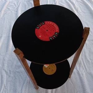 Étagère à disques vinyles en bois à 2 niveaux, style rustique, support pour plantes d'intérieur - Product Image 1